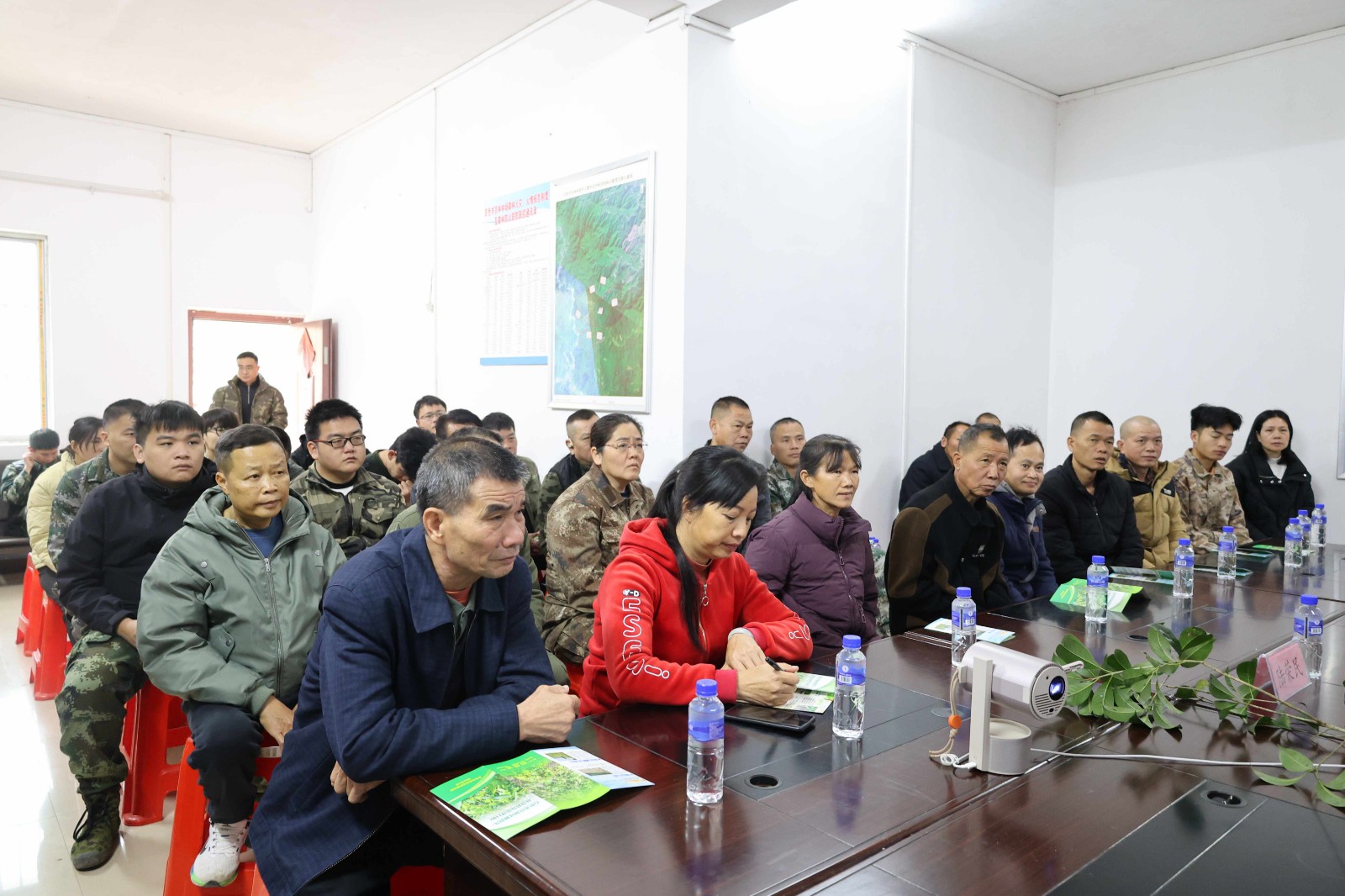 2_副本.jpg 2_副本.jpg