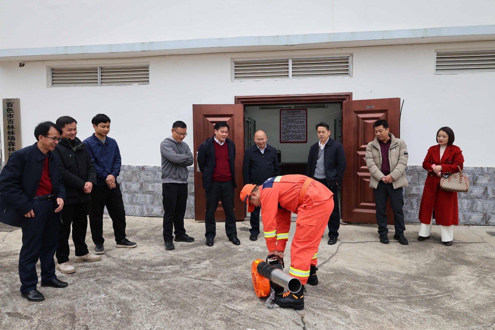 2_副本.jpg 2_副本.jpg