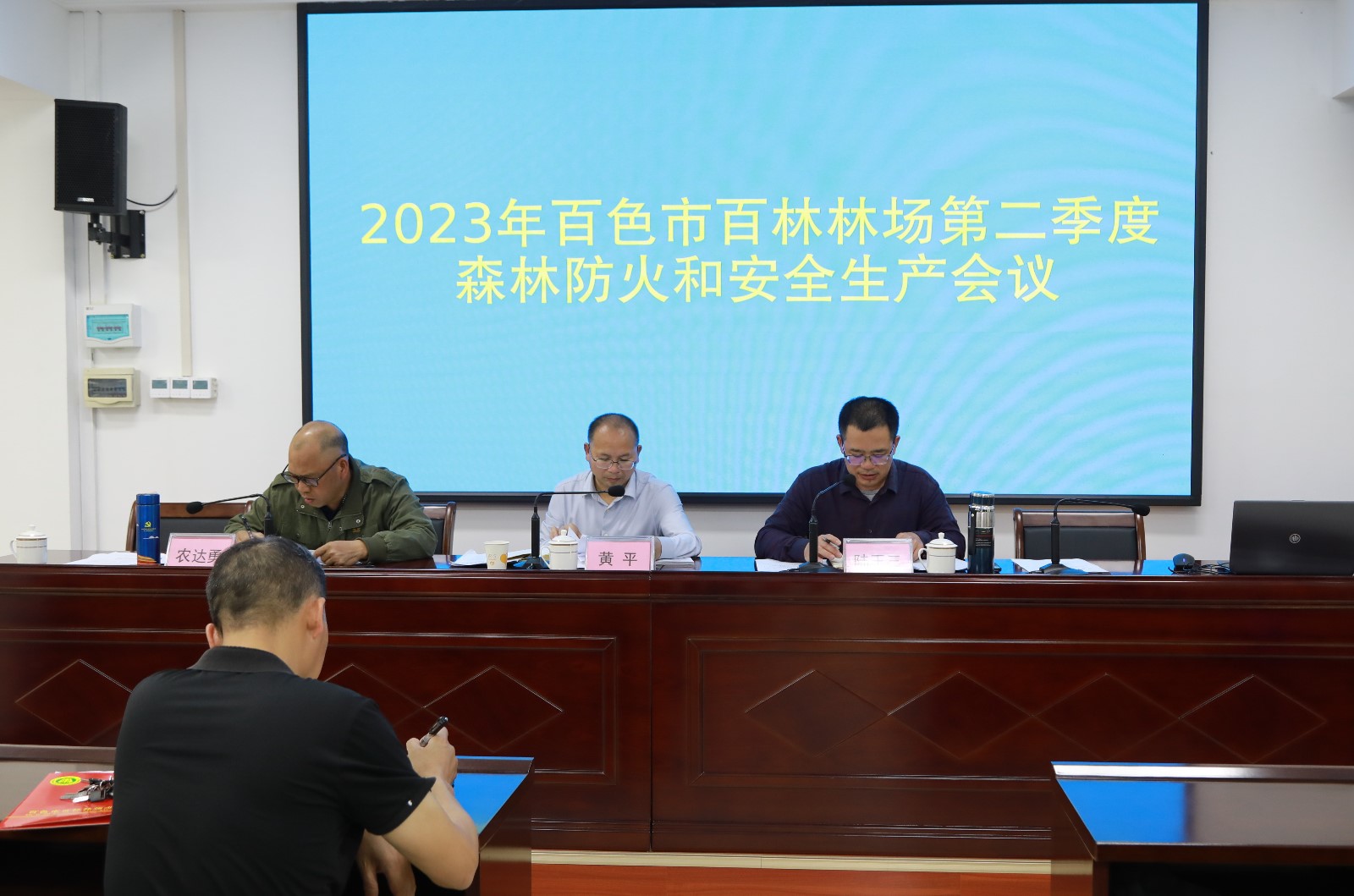 KW1A2898_副本.jpg KW1A2898_副本.jpg