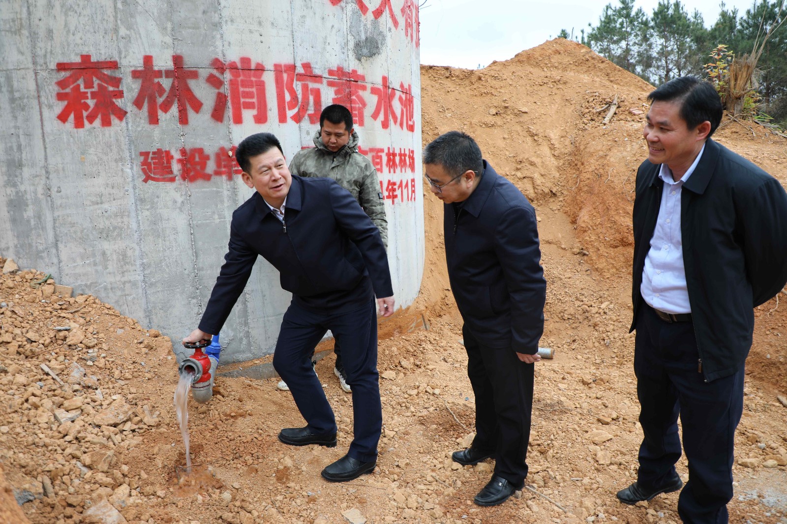 AD2A3215_副本.jpg AD2A3215_副本.jpg