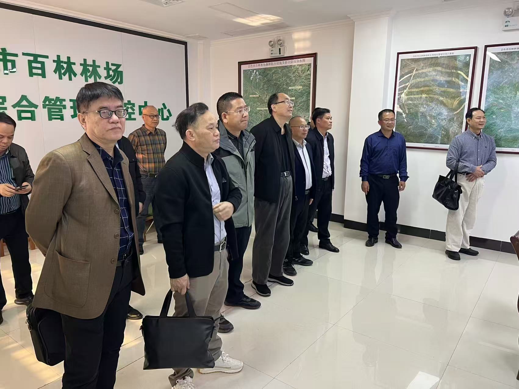 百色市百林林场森林资源综合管理监控中心.jpg 百色市百林林场森林资源综合管理监控中心.jpg