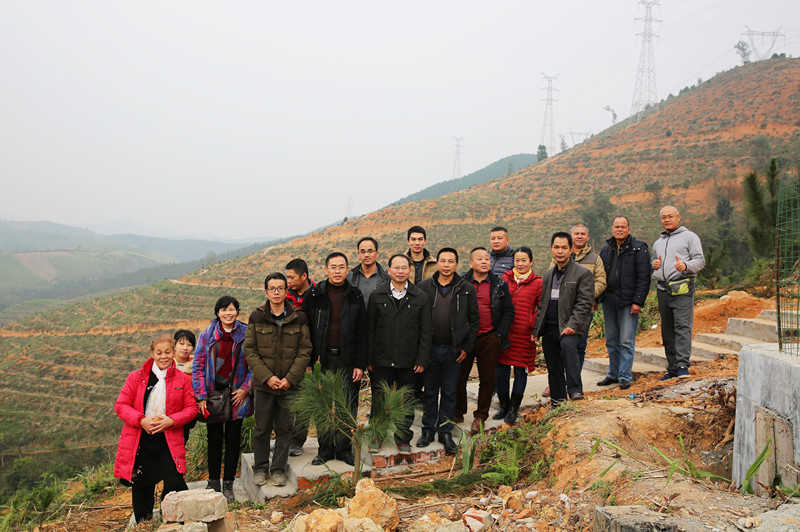 百色市百林林场党总支深入百色市百林林场中央预算内投资马尾松良种基地项目调研。_副本.jpg 百色市百林林场党总支深入百色市百林林场中央预算内投资马尾松良种基地项目调研。_副本.jpg